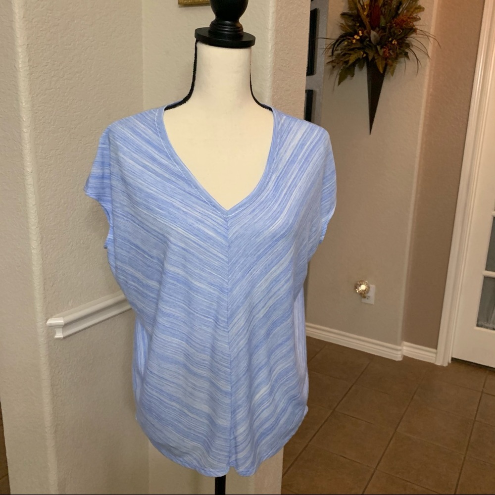 White House Black Market blue jet setter tee top Size S